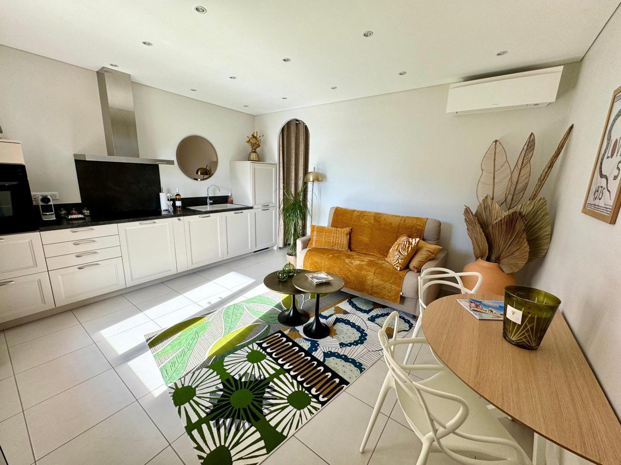 Confortable T2 Vue Mer Avec Terrasse Amenagee Et Parking Prive, Plage Et Port A Pied Sanary-sur-Mer Exterior foto