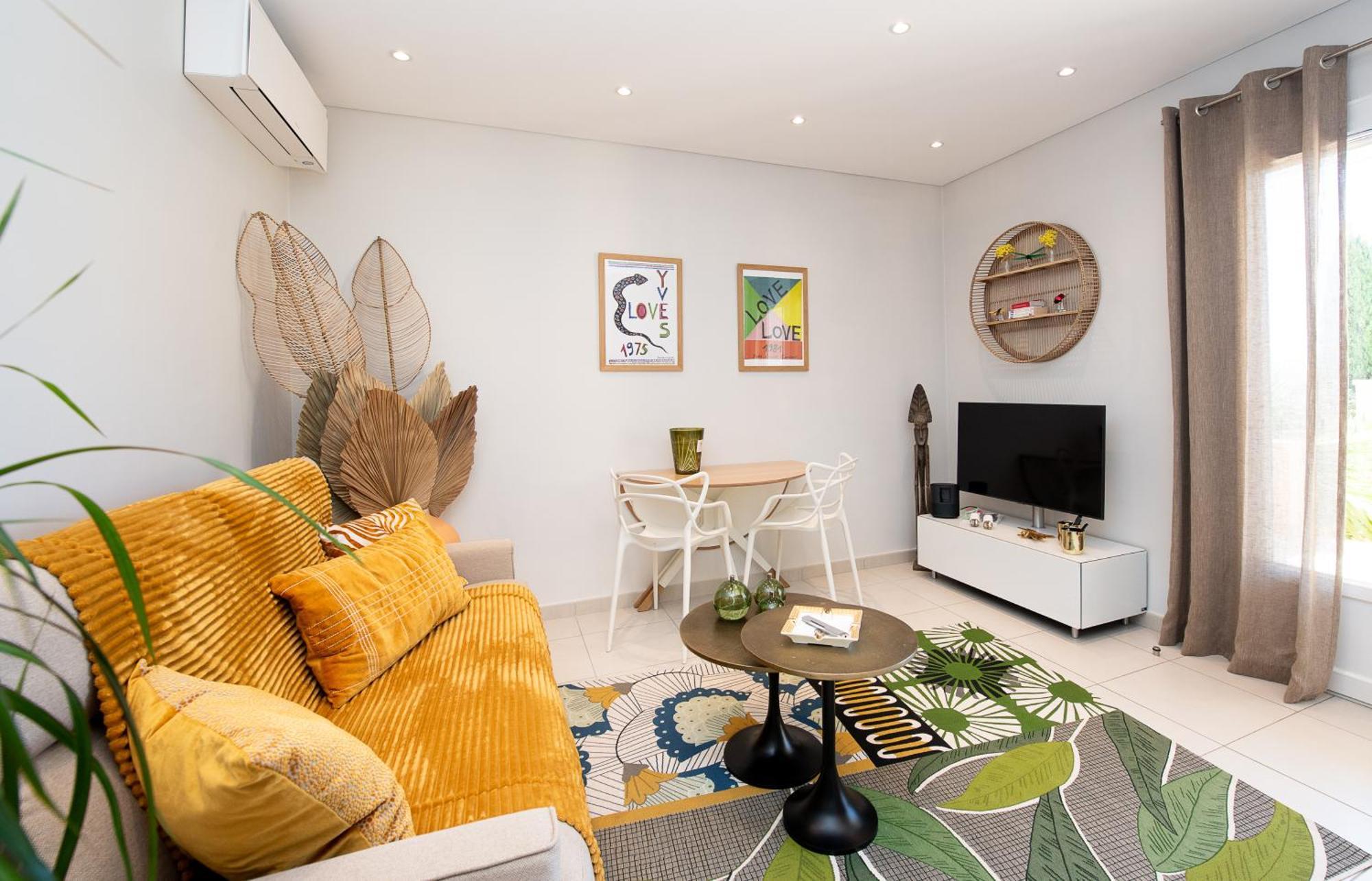 Confortable T2 Vue Mer Avec Terrasse Amenagee Et Parking Prive, Plage Et Port A Pied Sanary-sur-Mer Exterior foto